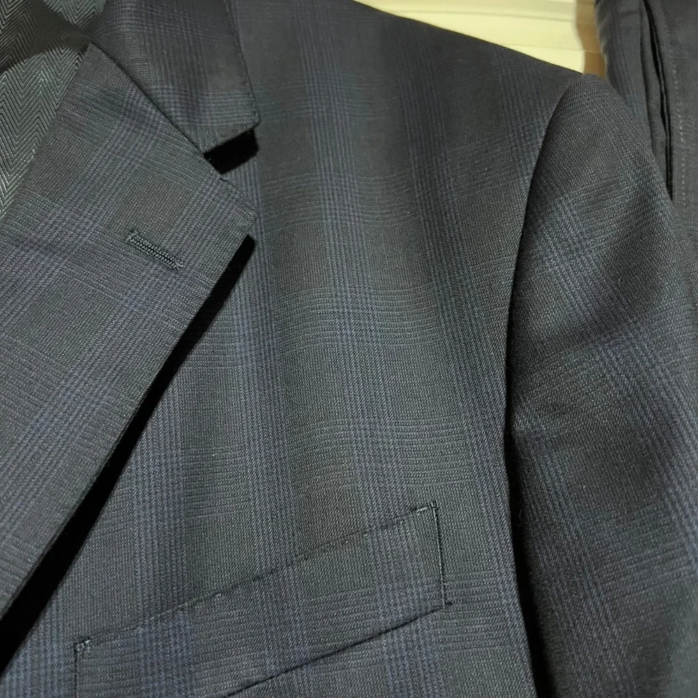 Jos. A. Bank Reserve Navy Blue Glen Plaid 100% Wool Suit 48R W42 3405/2DB
